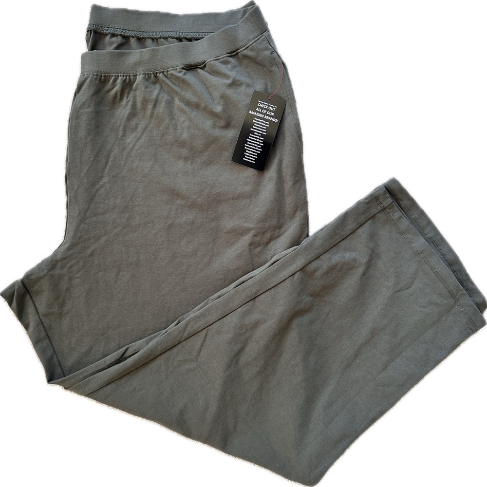 2X Petite Catherine’s NWT Suprema Straight Leg Pant Olive Green (Army Green)